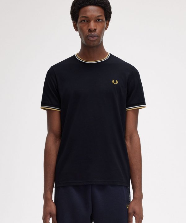 Camiseta con ribete con dos franjas - FRED PERRY