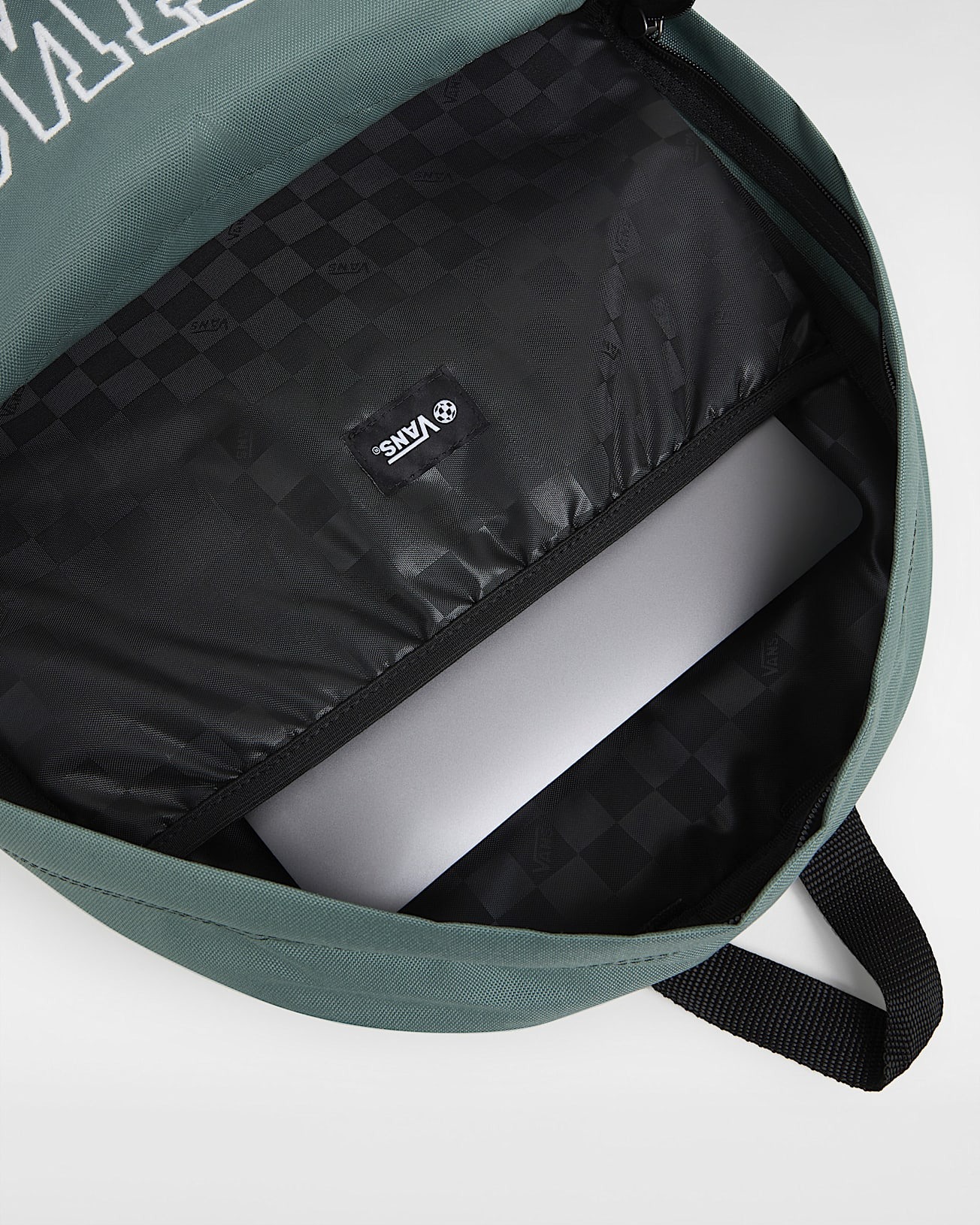 Old-Skool-Backpack (3)