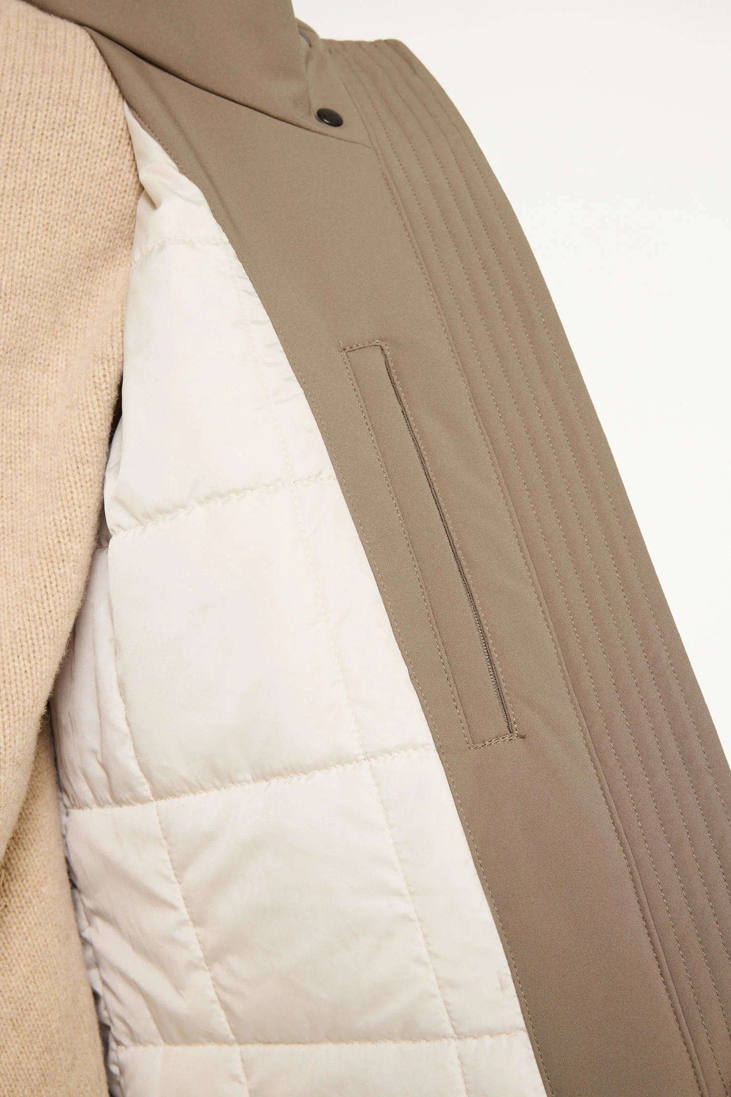 Signy_ELVINE_jacket_arid_earth_2893