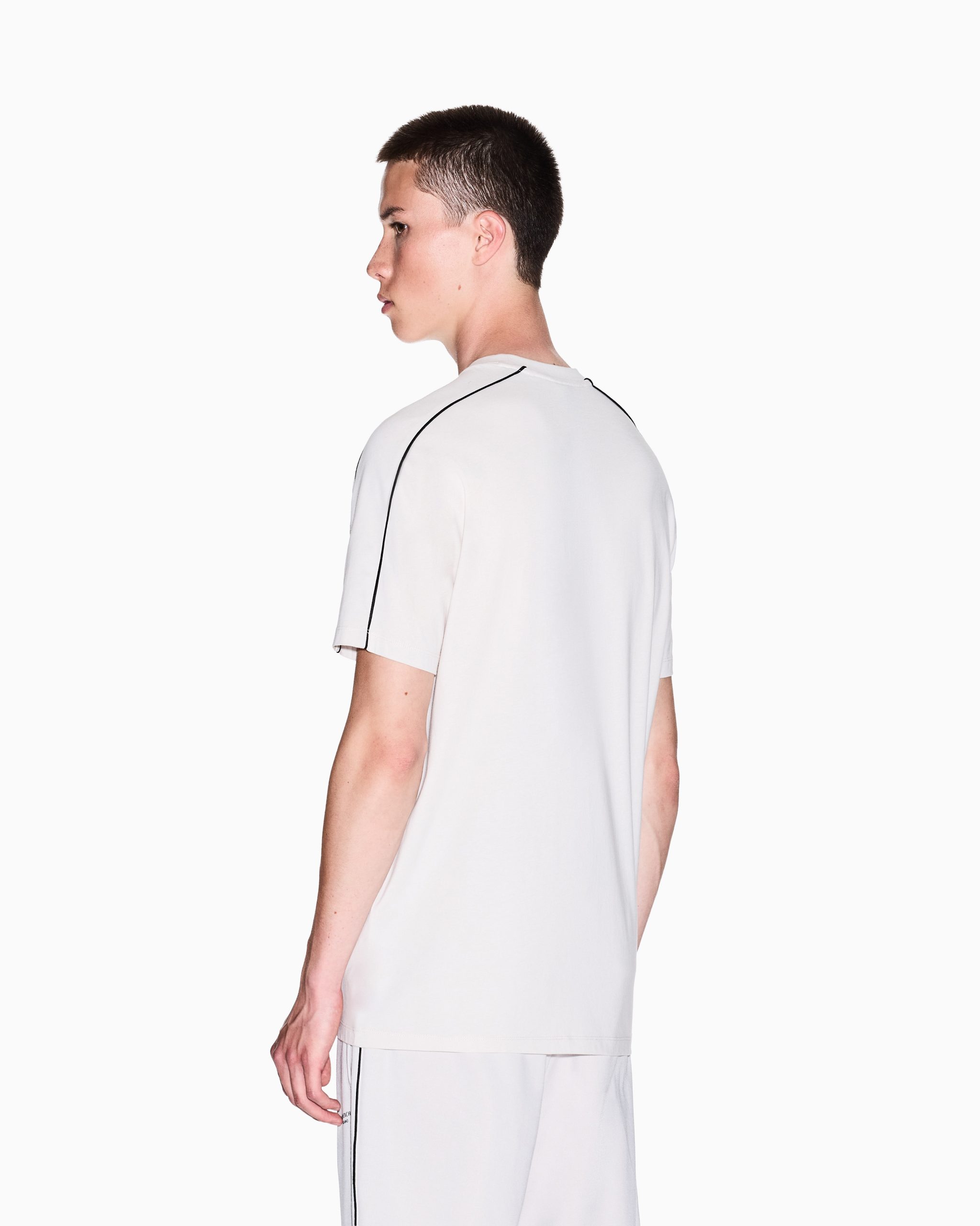 XM001360_AF10358_U1013_R_FW2025