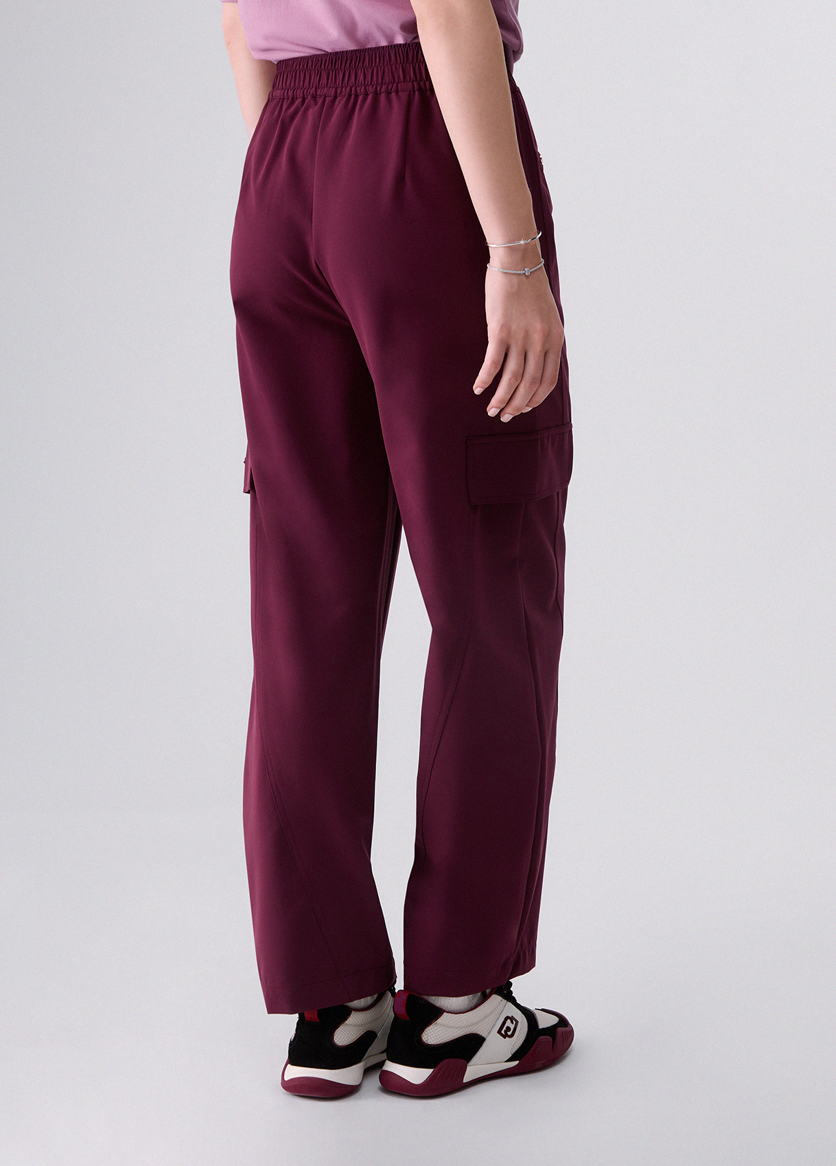 Pantalones oversize con charm - LIU.JO - Imagen 2
