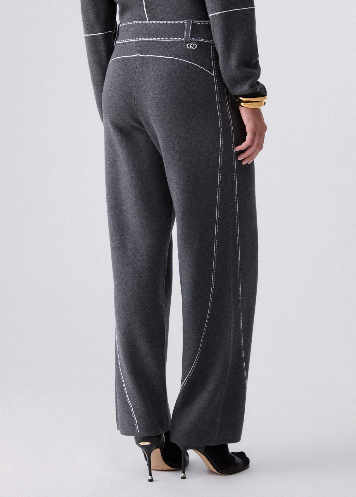 Pantalones con cuciture a contrasto - LIU.JO - Imagen 2